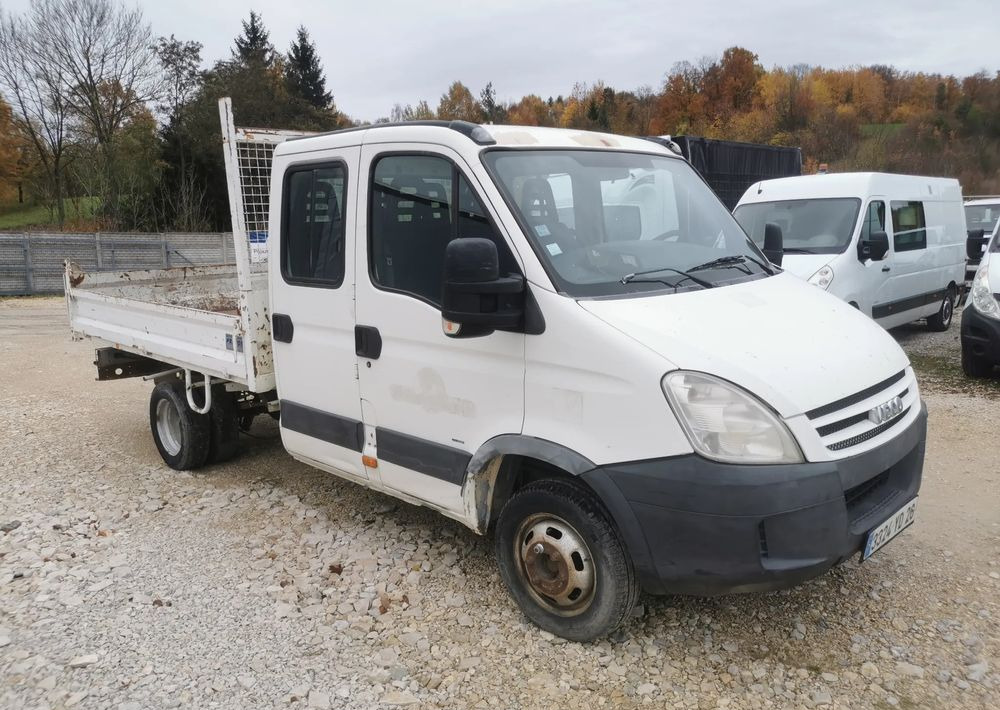 Locação financeira de Iveco Daily 35C15 Brygadówka 3.0 - 150KM wywrotka Klimatyzacja Dubel hak kiper doka Iveco Daily 35C15 Brygadówka 3.0 - 150KM wywrotka Klimatyzacja Dubel hak kiper doka: foto 18 Locação financeira de Iveco Daily 35C15 Brygadówka 3.0 - 150KM wywrotka Klimatyzacja Dubel hak kiper doka Iveco Daily 35C15 Brygadówka 3.0 - 150KM wywrotka Klimatyzacja Dubel hak kiper doka: foto 18