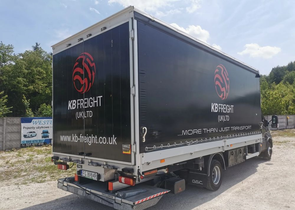 Iveco Daily 72-180 na Gwarancji Burtofirana15pal Dach suwany Winda 1.5T Pneumatyka 70C18 automat Hi-Matic - Carrinha de lona: foto 3 Iveco Daily 72-180 na Gwarancji Burtofirana15pal Dach suwany Winda 1.5T Pneumatyka 70C18 automat Hi-Matic - Carrinha de lona: foto 3