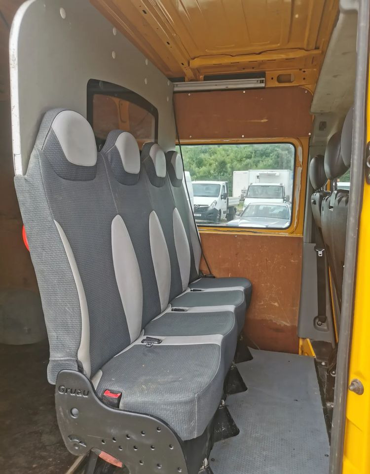Locação financeira de  Renault Master L2H2 doka 7-osobowy Dubel 120dCi Brygadówka Renault Master L2H2 doka 7-osobowy Dubel 120dCi Brygadówka: foto 11