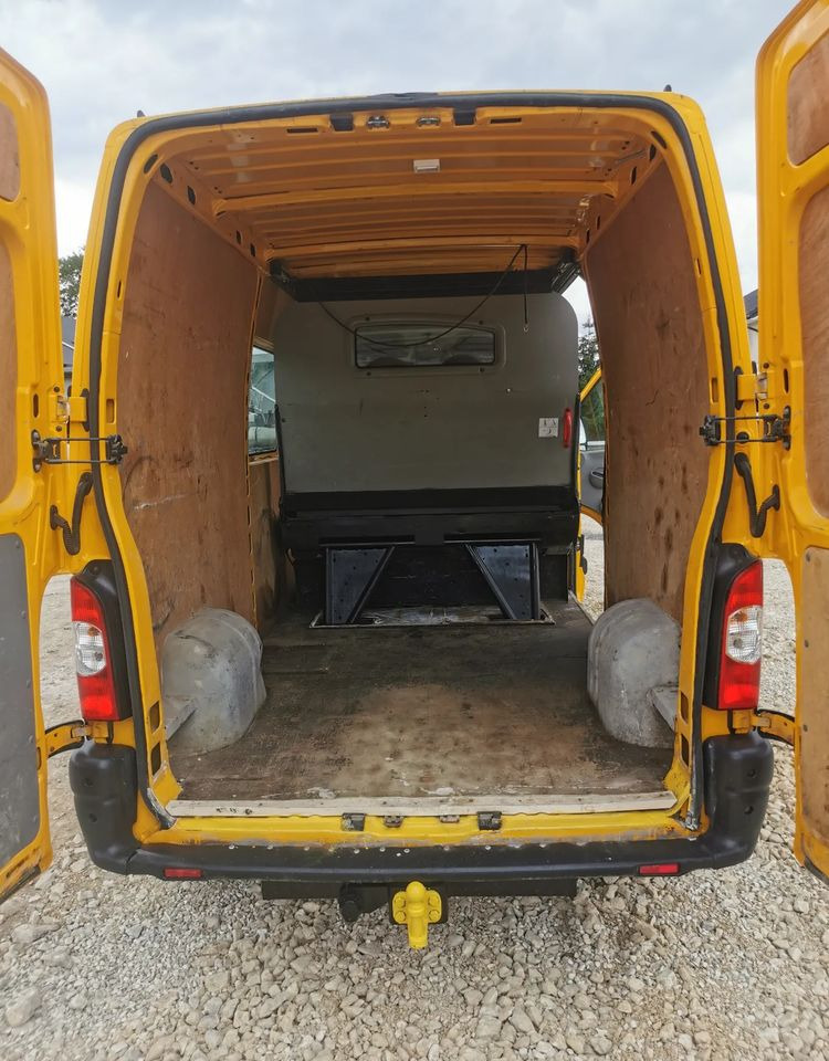 Locação financeira de  Renault Master L2H2 doka 7-osobowy Dubel 120dCi Brygadówka Renault Master L2H2 doka 7-osobowy Dubel 120dCi Brygadówka: foto 8