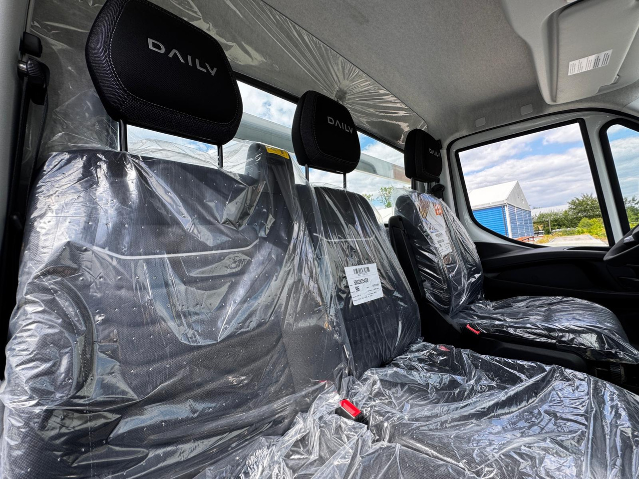 Camião de caixa aberta/ Plataforma Iveco Daily 70C18: foto 12
