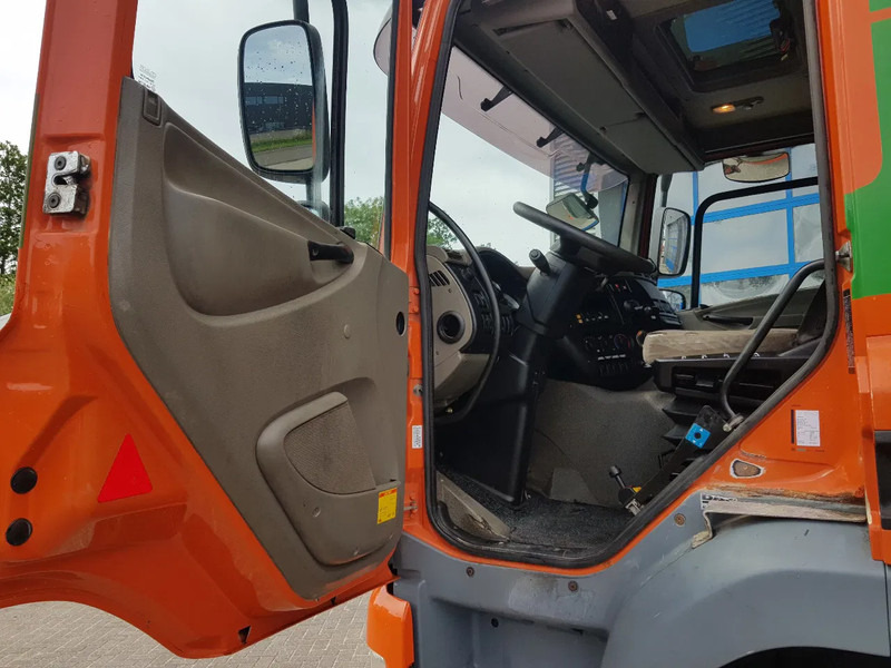 Locação financeira de Ginaf X 4343 TS 8x6 Kipper kraan HMF 2020 Ginaf X 4343 TS 8x6 Kipper kraan HMF 2020: foto 17
