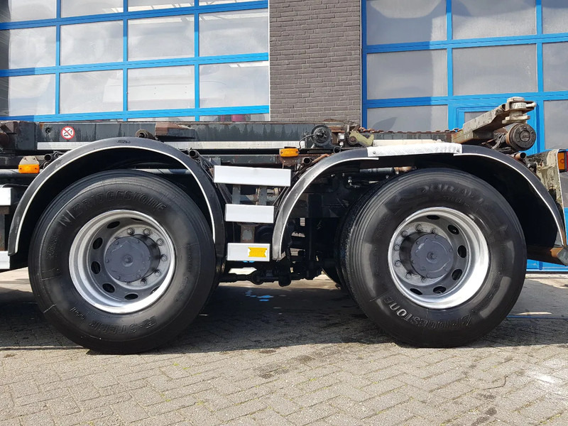 Iveco Stralis 450 8x4 Steel Nieuwe Apk/TÜV 430.000 km kettingsyst 30 ton - Camião transportador de contêineres/ Caixa móvel: foto 4 Iveco Stralis 450 8x4 Steel Nieuwe Apk/TÜV 430.000 km kettingsyst 30 ton - Camião transportador de contêineres/ Caixa móvel: foto 4