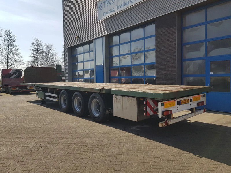 Pacton T3-001 Twistlocks Very good tires - Semi-reboque plataforma/ Caixa aberta: foto 4 Pacton T3-001 Twistlocks Very good tires - Semi-reboque plataforma/ Caixa aberta: foto 4