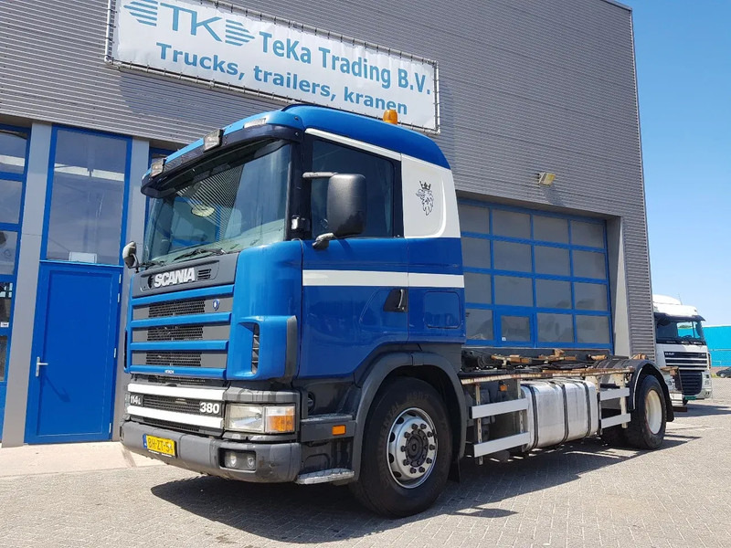 Scania R114-380 Manual Retarder NCH Euro 2 - Camião com sistema de cabo: foto 1 Scania R114-380 Manual Retarder NCH Euro 2 - Camião com sistema de cabo: foto 1