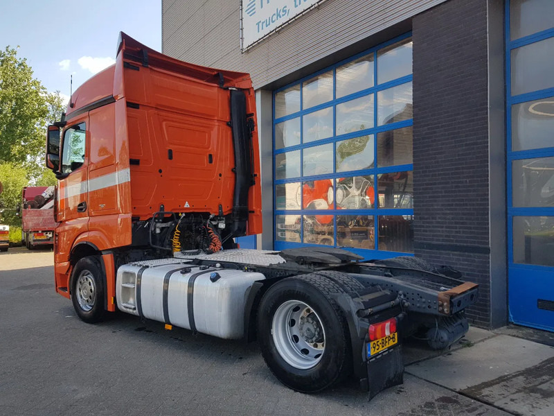 Mercedes-Benz Actros 1945 Double Tank New Apk TÜV - Tractor: foto 5 Mercedes-Benz Actros 1945 Double Tank New Apk TÜV - Tractor: foto 5