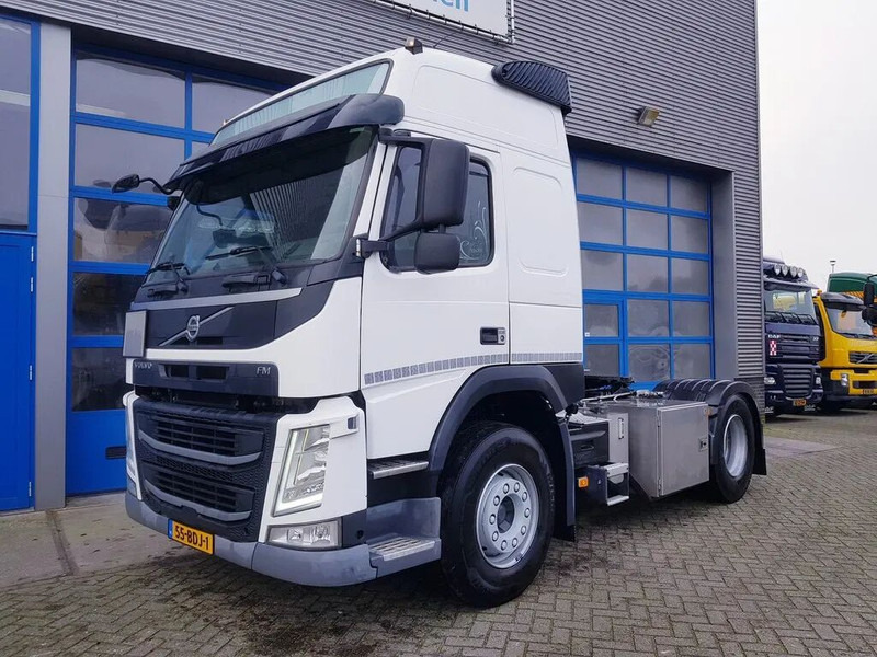 Volvo FM 380 ADR EX/II EX/III FL AT Hydrauliek Euro 6 - Tractor: foto 1 Volvo FM 380 ADR EX/II EX/III FL AT Hydrauliek Euro 6 - Tractor: foto 1