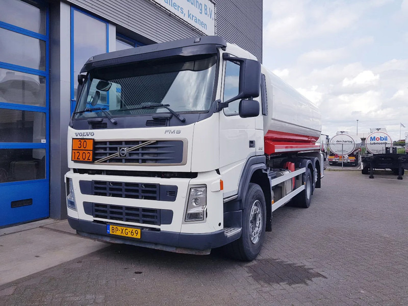 Volvo FM 9.340 Fuel 21.400 Liter 3 Comp Euro 3 - Camião cisterna: foto 2 Volvo FM 9.340 Fuel 21.400 Liter 3 Comp Euro 3 - Camião cisterna: foto 2