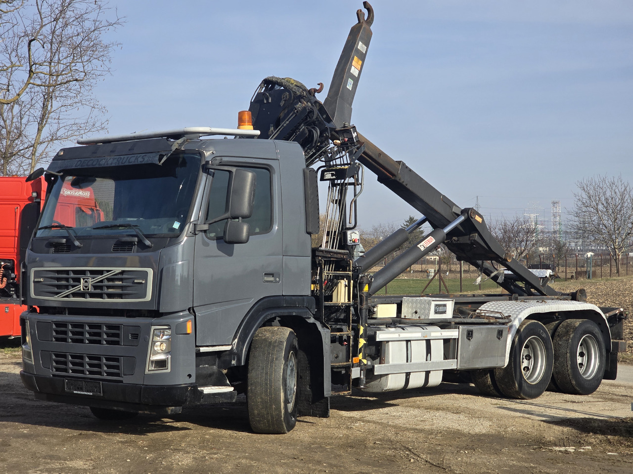 VOLVO FM 380 HOOK SYSTEM / HIAB 166 D2 DUO - Camião polibenne: foto 2 VOLVO FM 380 HOOK SYSTEM / HIAB 166 D2 DUO - Camião polibenne: foto 2
