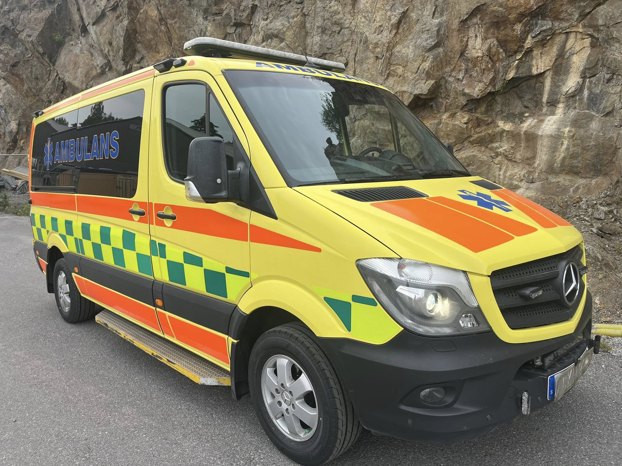 MERCEDES-BENZ Sprinter 319 - AMBULANCE - Ambulância: foto 5 MERCEDES-BENZ Sprinter 319 - AMBULANCE - Ambulância: foto 5