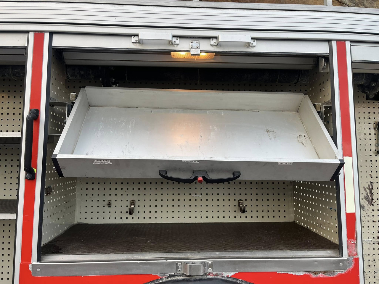 VOLVO FL10 4x2 - fire engine / fire truck / brandbil - Carro de bombeiro: foto 5 VOLVO FL10 4x2 - fire engine / fire truck / brandbil - Carro de bombeiro: foto 5