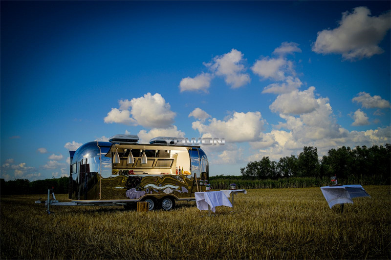 Yowon commercial food vending trailer Airstream type food truck - Roulote bar: foto 1 Yowon commercial food vending trailer Airstream type food truck - Roulote bar: foto 1