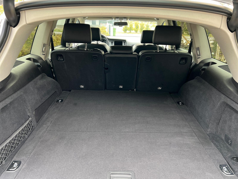 Automóvel Audi Q7: foto 14
