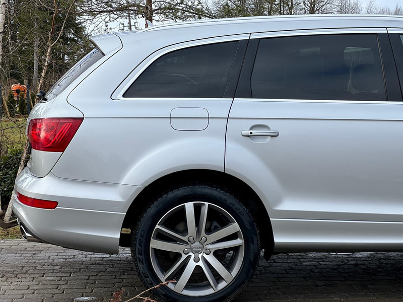 Automóvel Audi Q7: foto 17