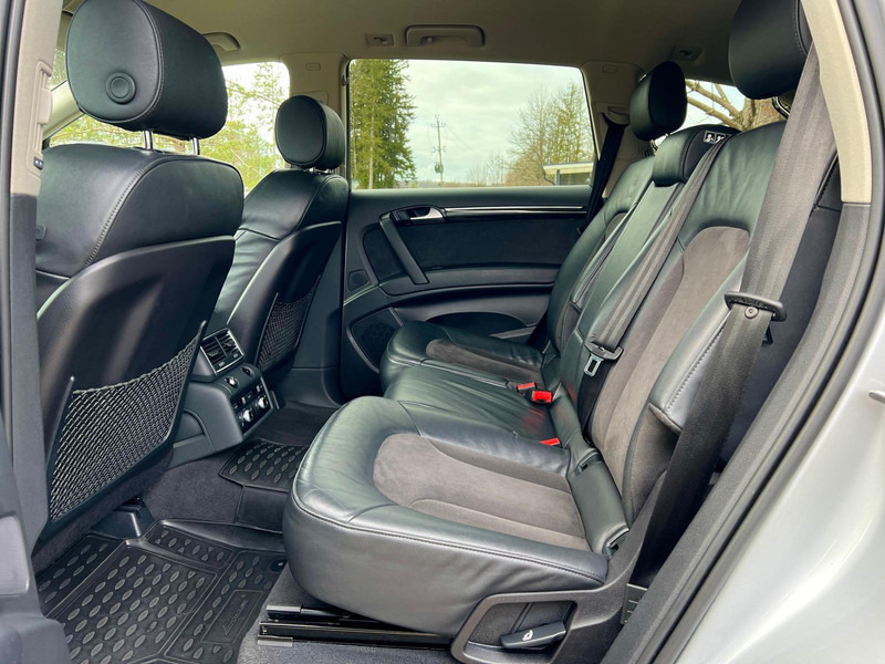 Automóvel Audi Q7: foto 9