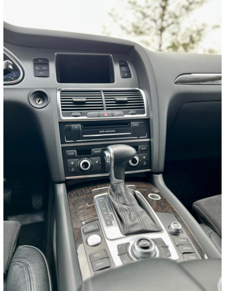 Automóvel Audi Q7: foto 13