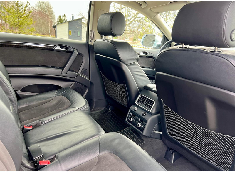 Automóvel Audi Q7: foto 12