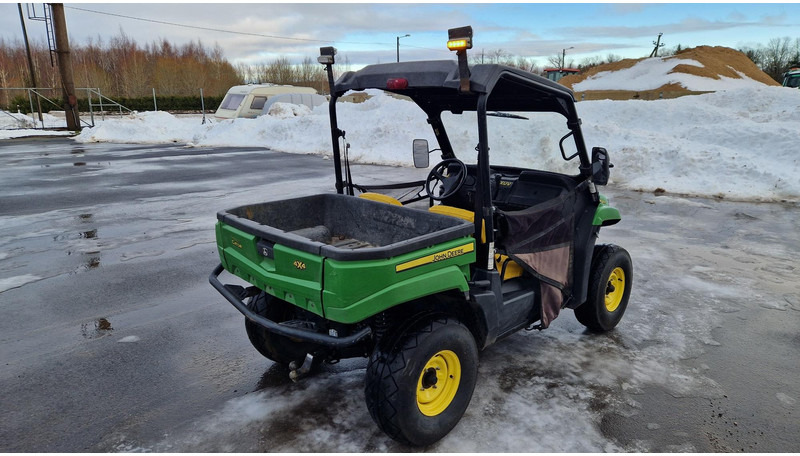 John Deere GATOR XUV 550 4X4 - Quadriciclo: foto 3 John Deere GATOR XUV 550 4X4 - Quadriciclo: foto 3