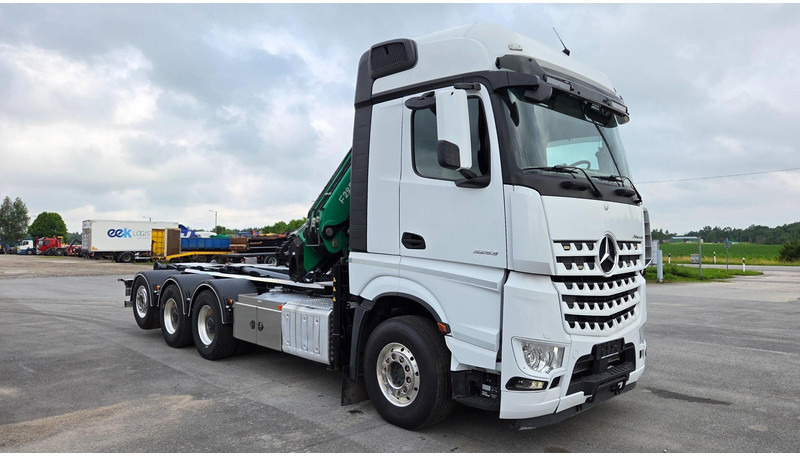 Mercedes-Benz Arocs 3253 8X4*4 Fassi F295 - Camião polibenne, Camião grua: foto 4 Mercedes-Benz Arocs 3253 8X4*4 Fassi F295 - Camião polibenne, Camião grua: foto 4