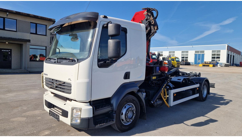 Volvo FL280 4X2 HMF 1560 - Camião polibenne, Camião grua: foto 3 Volvo FL280 4X2 HMF 1560 - Camião polibenne, Camião grua: foto 3