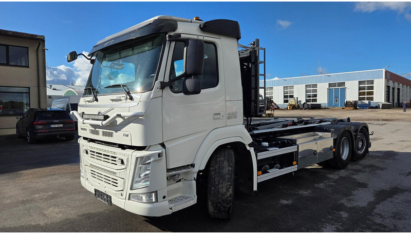 Volvo FM460 6X2*4 - Camião polibenne: foto 1 Volvo FM460 6X2*4 - Camião polibenne: foto 1