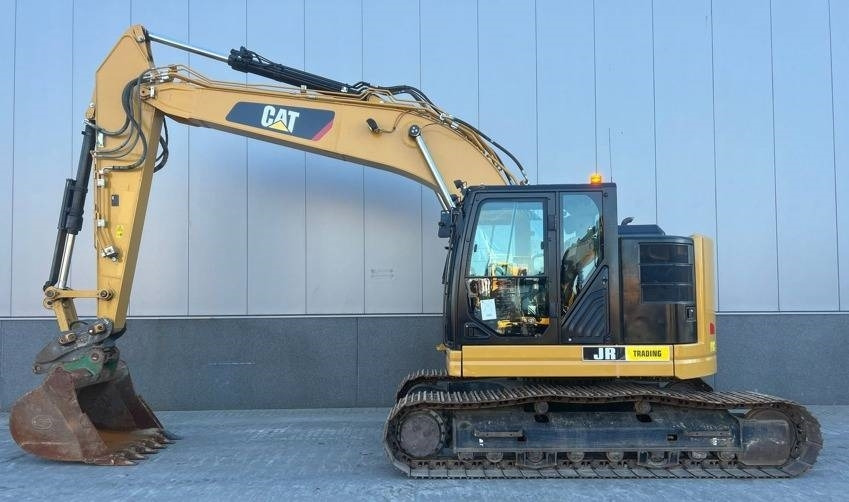 CAT 325 FL CR (Under Preparation) - Escavadora de rastos: foto 1 CAT 325 FL CR (Under Preparation) - Escavadora de rastos: foto 1
