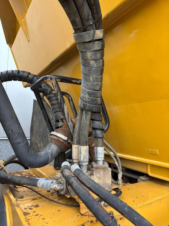 Caminhão articulado CAT 745 C: foto 14