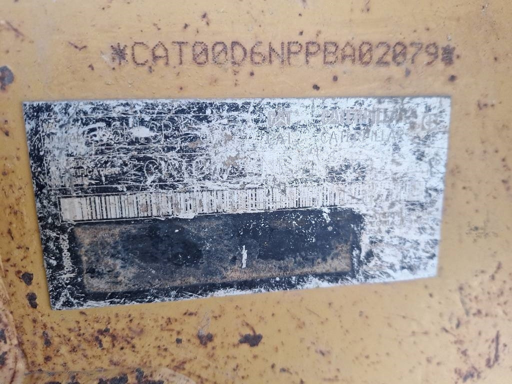 CAT D 6 N LGP (Under Preparation) - Buldôzer: foto 4 CAT D 6 N LGP (Under Preparation) - Buldôzer: foto 4