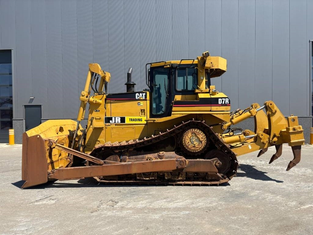 CAT D 7 R (CE certified) - Buldôzer: foto 2 CAT D 7 R (CE certified) - Buldôzer: foto 2