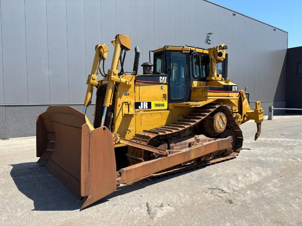 CAT D 7 R (CE certified) - Buldôzer: foto 1 CAT D 7 R (CE certified) - Buldôzer: foto 1