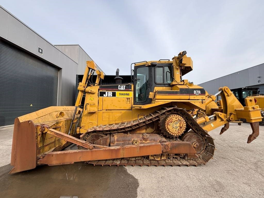 CAT D 7 R (Ce certified - top condition) - Buldôzer: foto 1 CAT D 7 R (Ce certified - top condition) - Buldôzer: foto 1