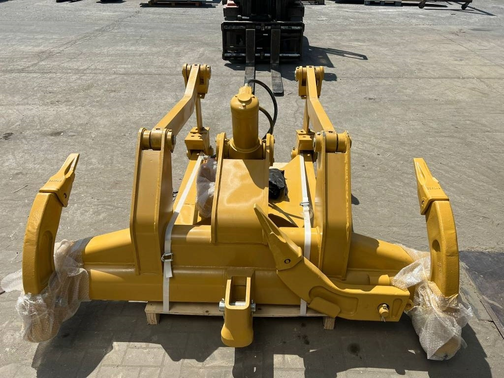 CAT D6T - D6R NEW RIPPER - Escarificador para Máquina de construção: foto 1 CAT D6T - D6R NEW RIPPER - Escarificador para Máquina de construção: foto 1