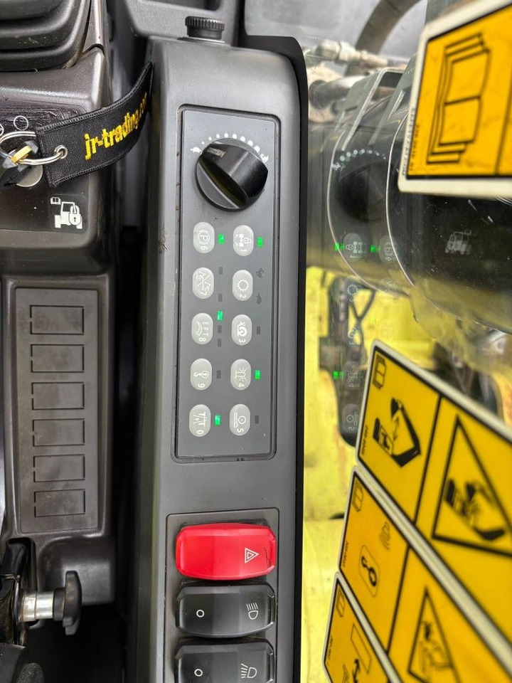 Escavadeira de rodas CAT M 320 F: foto 12