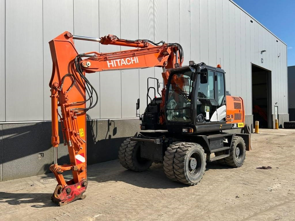Hitachi ZX 140 W-5B - Escavadeira de rodas: foto 2 Hitachi ZX 140 W-5B - Escavadeira de rodas: foto 2