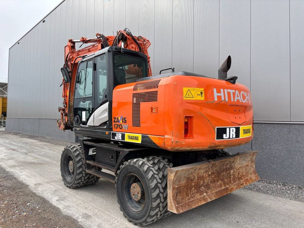Hitachi ZX 170 W-5 B (low hours/new tires) - Escavadeira de rodas: foto 3 Hitachi ZX 170 W-5 B (low hours/new tires) - Escavadeira de rodas: foto 3