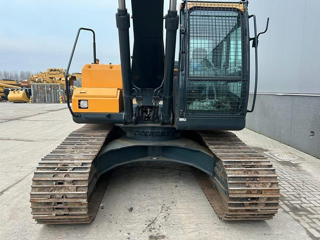 Escavadora de rastos novo Hyundai R 210: foto 8