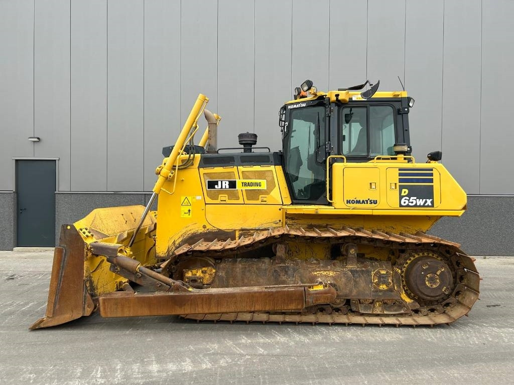 Komatsu D 65 WX-18 - Buldôzer: foto 2 Komatsu D 65 WX-18 - Buldôzer: foto 2
