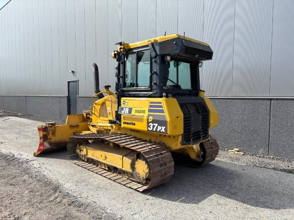 Komatsu D37 PX-23 - Buldôzer: foto 3 Komatsu D37 PX-23 - Buldôzer: foto 3