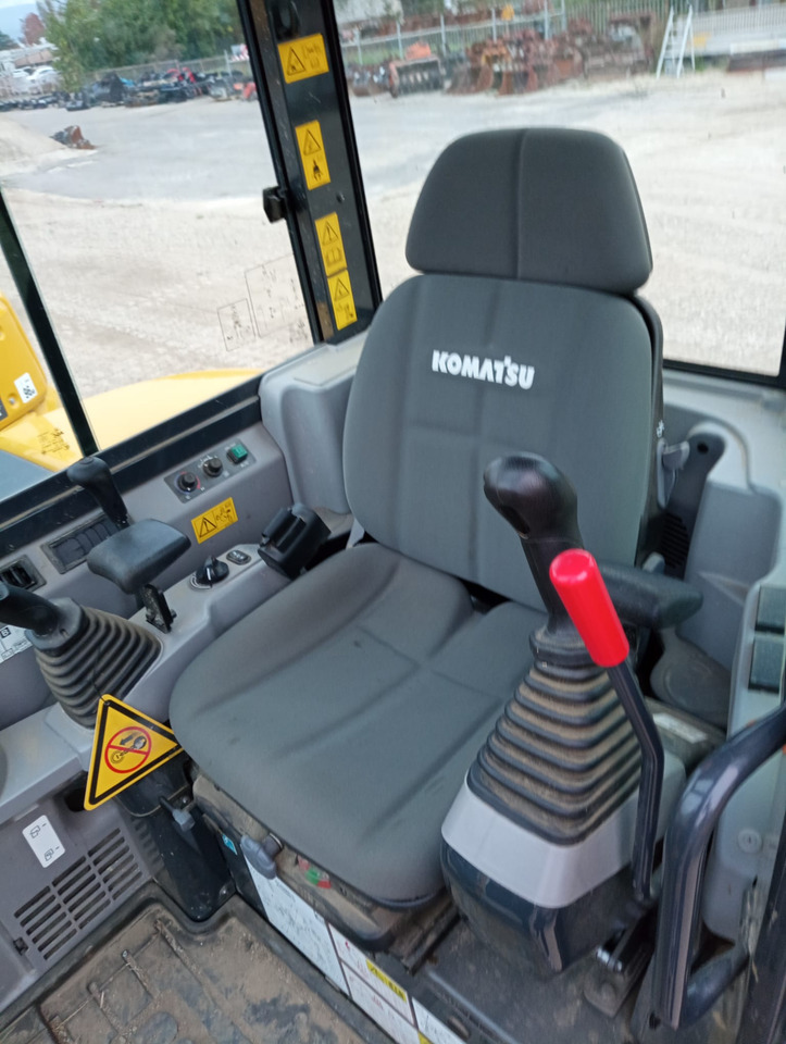 KOMATSU PC55MR-5 - Mini escavadeira: foto 4 KOMATSU PC55MR-5 - Mini escavadeira: foto 4