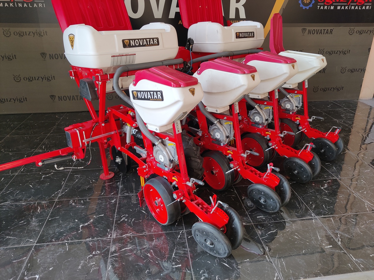 Novatar Pneumatic Seed Drill Machine - Semeadora de precisão: foto 1 Novatar Pneumatic Seed Drill Machine - Semeadora de precisão: foto 1