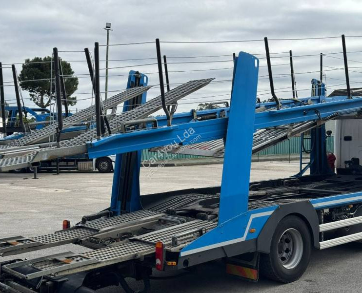 Scania P 450 - Camião transporte de veículos: foto 4 Scania P 450 - Camião transporte de veículos: foto 4