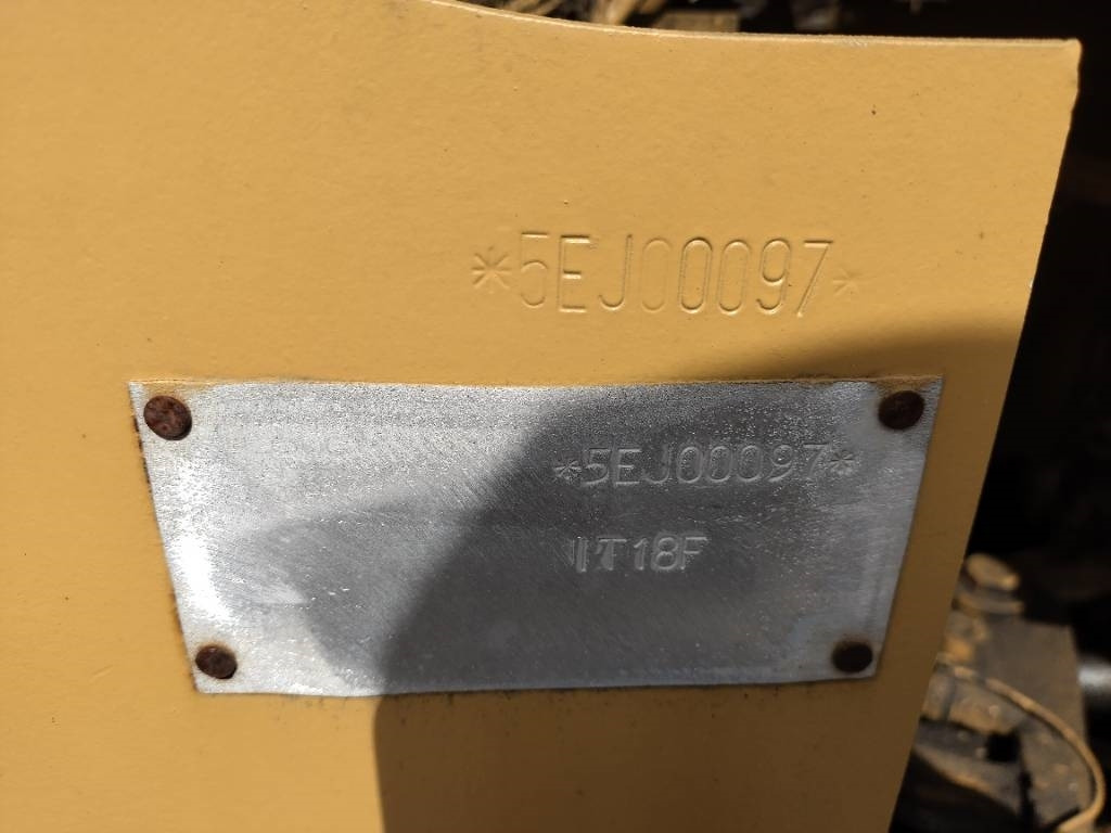 Pá carregadora de rodas CAT IT18 F Hieno kone, pikakiinike,lisähydr.: foto 6 Pá carregadora de rodas CAT IT18 F Hieno kone, pikakiinike,lisähydr.: foto 6