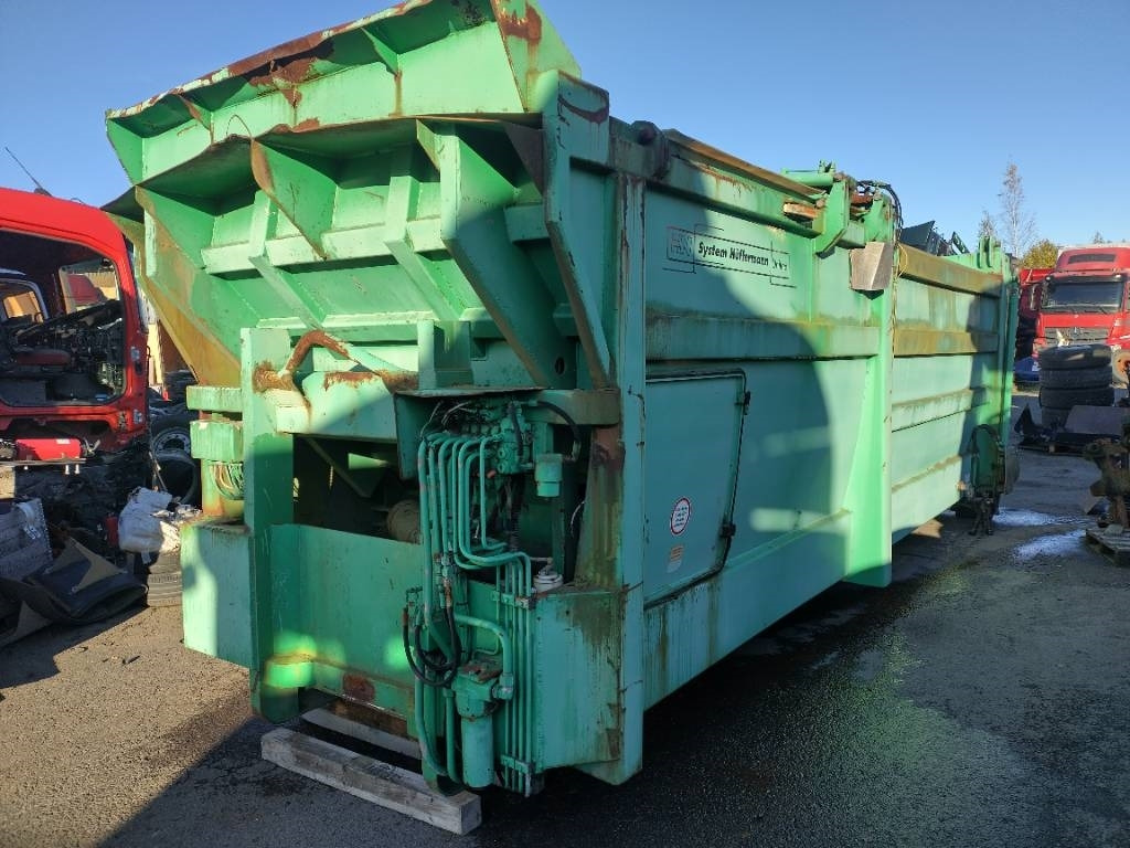 Etulastaaja/molok koukkulava Puristava - Contentor ampliroll: foto 2 Etulastaaja/molok koukkulava Puristava - Contentor ampliroll: foto 2