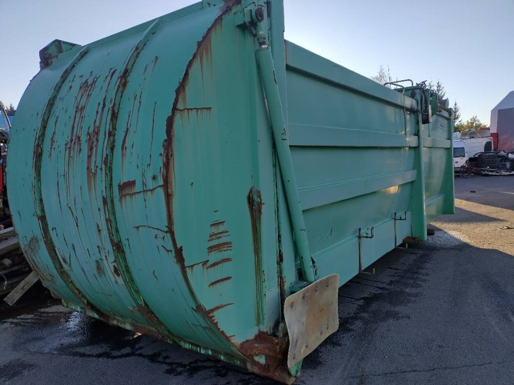 Etulastaaja/molok koukkulava Puristava - Contentor ampliroll: foto 5 Etulastaaja/molok koukkulava Puristava - Contentor ampliroll: foto 5