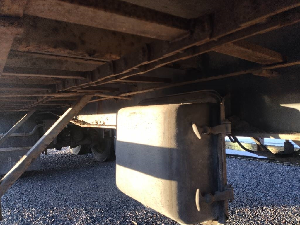 Lipe 81 mottinen ketjupurku kärry, rautajouset - Reboque agrícola: foto 3 Lipe 81 mottinen ketjupurku kärry, rautajouset - Reboque agrícola: foto 3