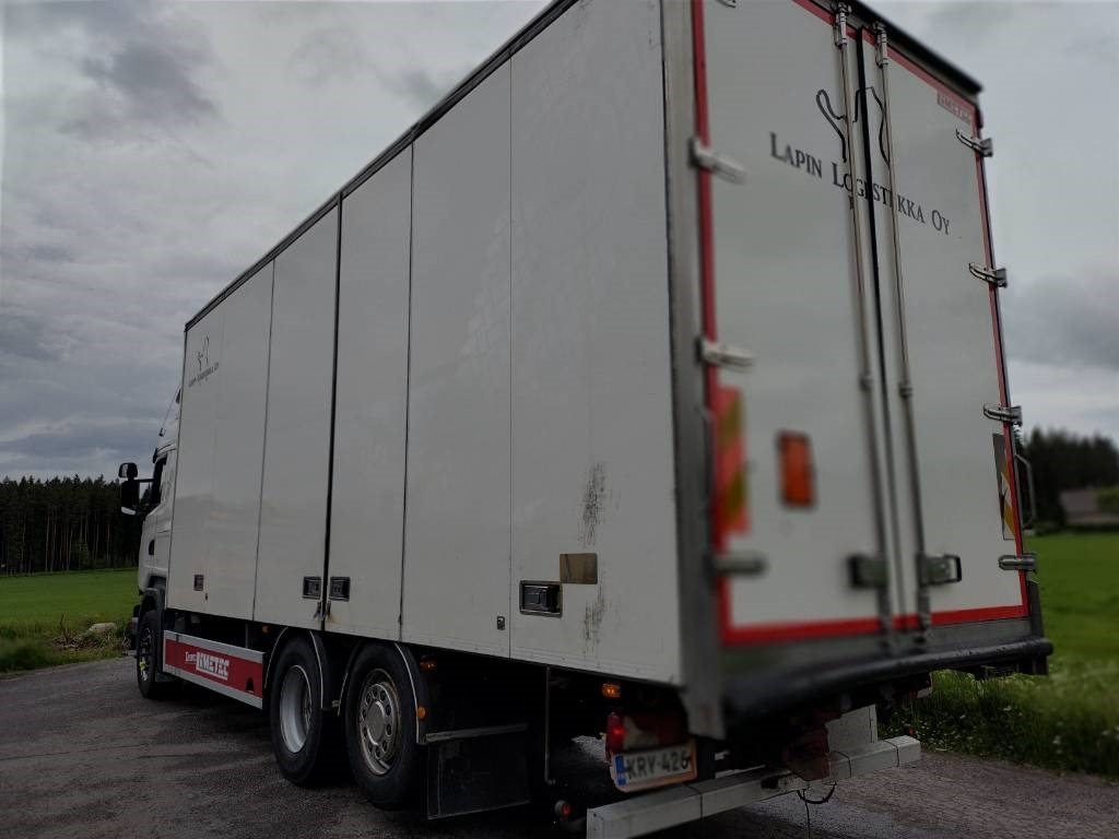 Scania R480 6x2 limetec kokosivuauk kori,liukukatto - Camião furgão: foto 4 Scania R480 6x2 limetec kokosivuauk kori,liukukatto - Camião furgão: foto 4