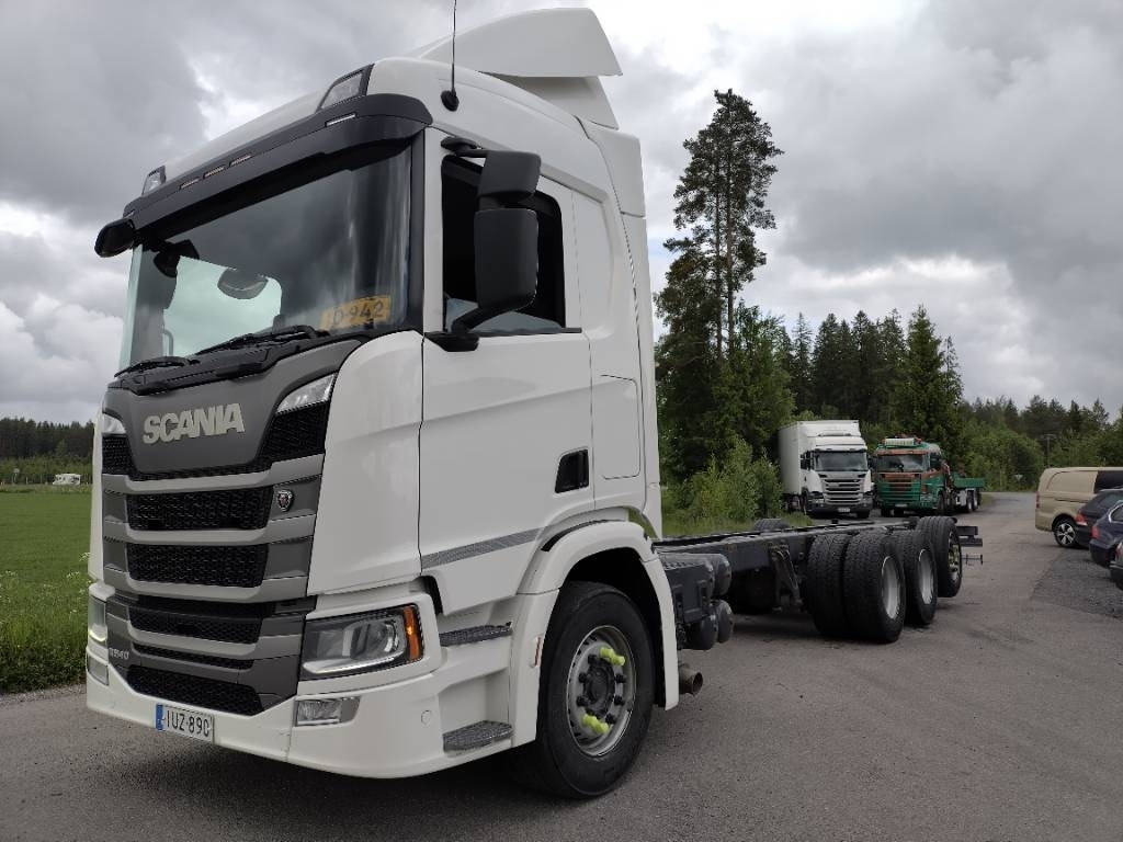 Scania R540 8x4 pitkä alusta runko 9,6m - Camião chassi: foto 2 Scania R540 8x4 pitkä alusta runko 9,6m - Camião chassi: foto 2