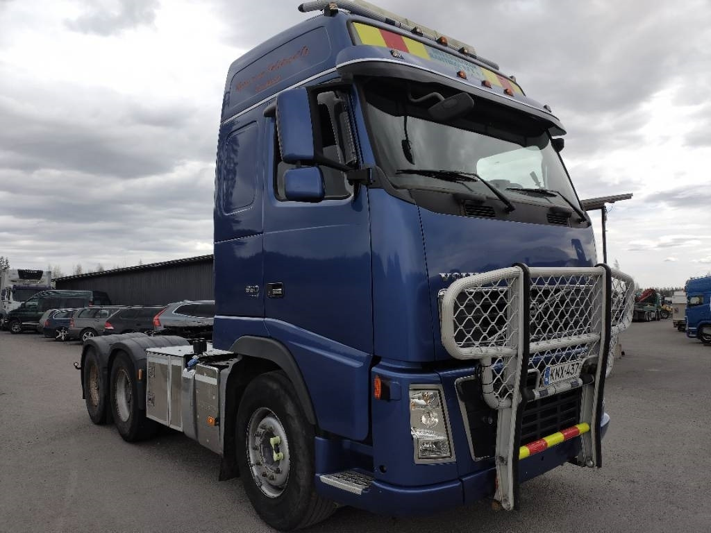Volvo FH16 580 6x4 veturi, hydrauliikka - Tractor: foto 2 Volvo FH16 580 6x4 veturi, hydrauliikka - Tractor: foto 2