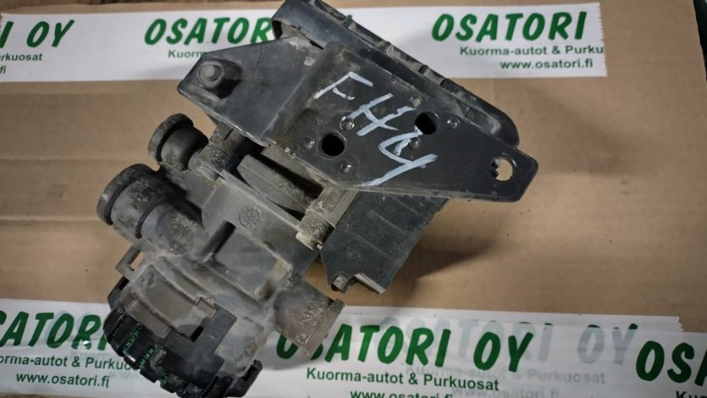 Volvo EBS modulaattori - Peças de freio para Camião: foto 2 Volvo EBS modulaattori - Peças de freio para Camião: foto 2