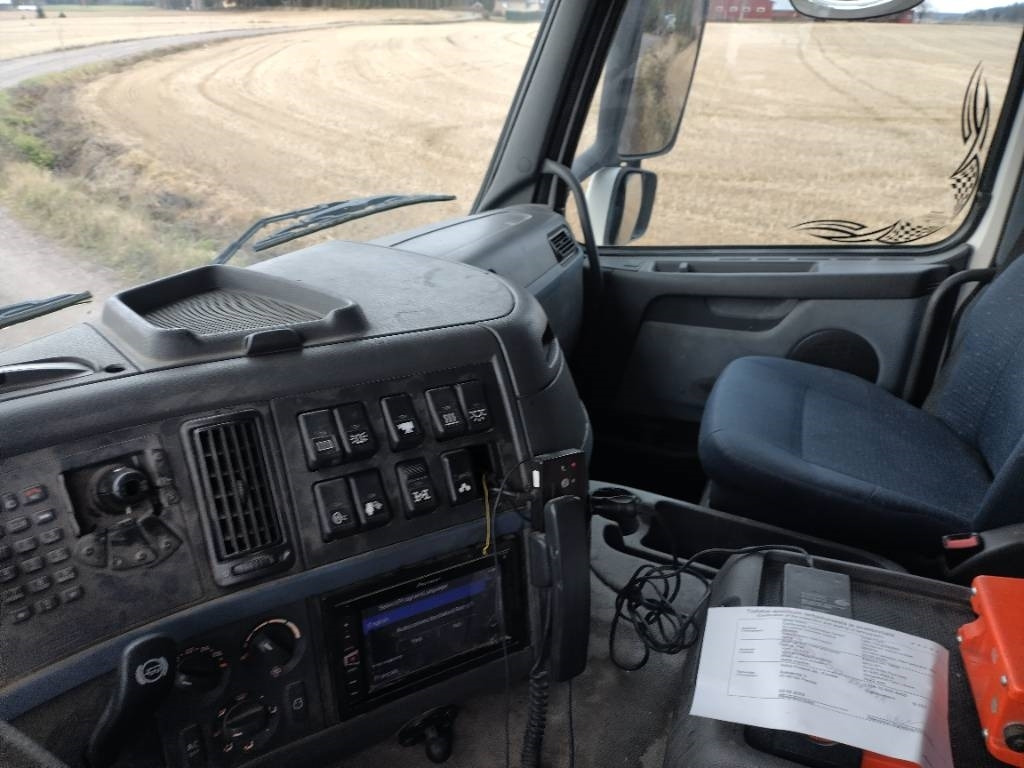 Volvo FM13 10*4 betoniauto,ränni - Camião betoneira: foto 4 Volvo FM13 10*4 betoniauto,ränni - Camião betoneira: foto 4